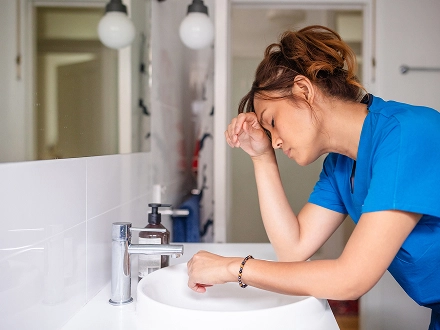 how we diagnose and treat nausea and vomiting